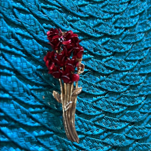 Vintage DM 97 Stamped Red Floral Brooch - Picture 1 of 2
